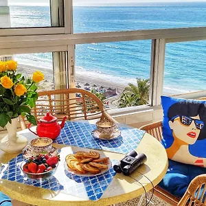 https://beachfront-apartment-709.es-andalucia.com